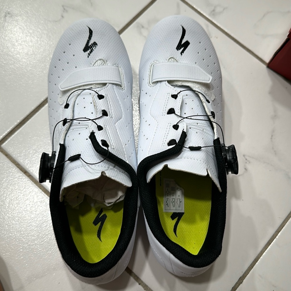 Brand new specialized spin cleats